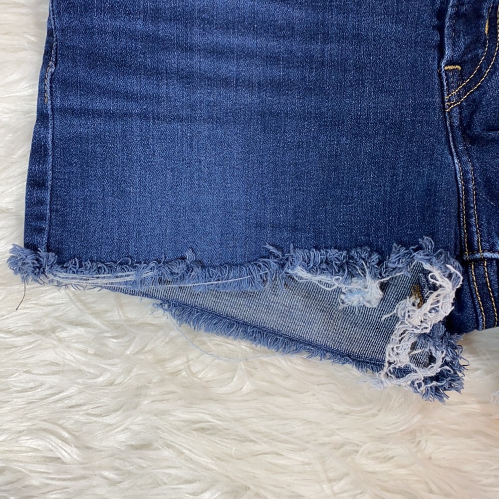 Levi’s | High Rise Shorts - Picture 5 of 13